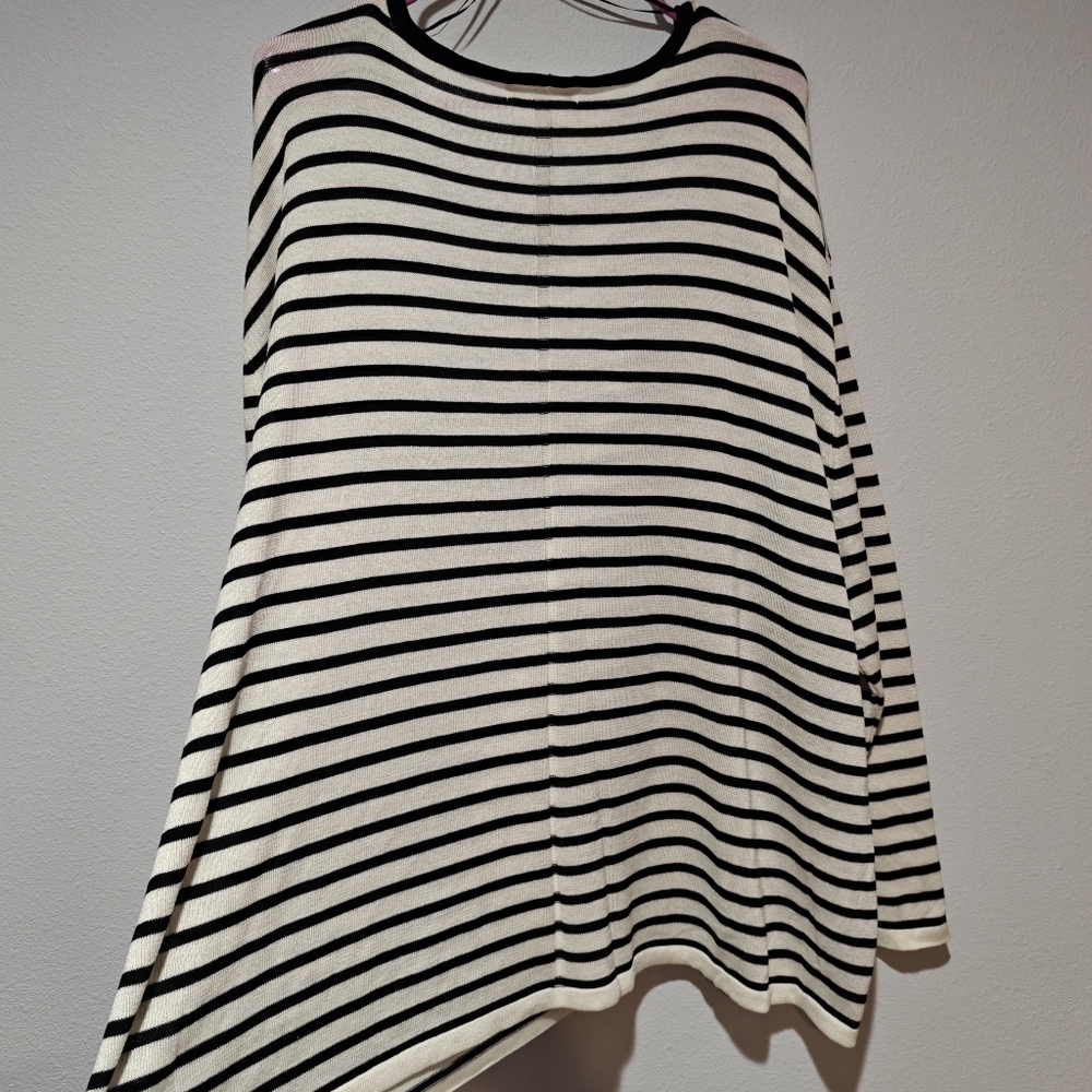 NWT 89th & Madison Striped Shirt 3X Tunic Flowy Boxy Black And White Tight Knit - Picture 3 of 7
